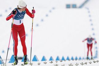 Svět se klaní nedostižnému králi Klaebovi. Fenomenální Nor má šesté zlato, Novák vzdal - Sport.cz